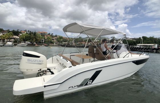 Bénéteau Flyer 8 SUNdeck