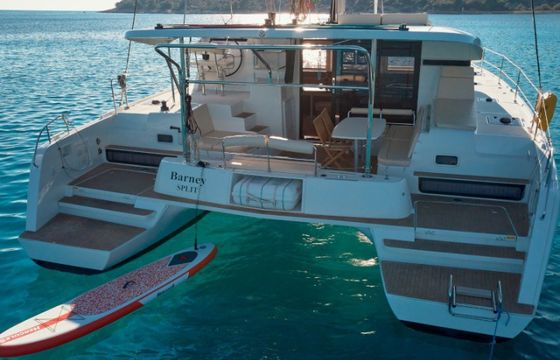 Lagoon 42