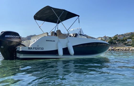 Quicksilver Activ 605 Open