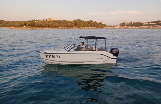 Quicksilver Activ 605 Sundeck