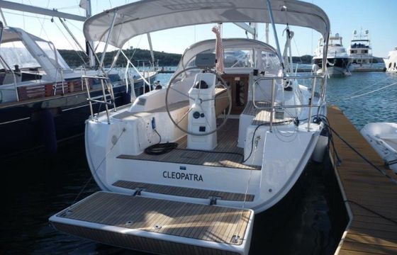 Bavaria Cruiser 33