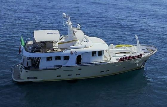 Raymarine srl Terranova 68 Yachts