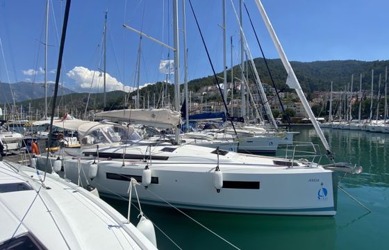 Jeanneau Sun Odyssey 440