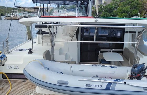 Lagoon 42