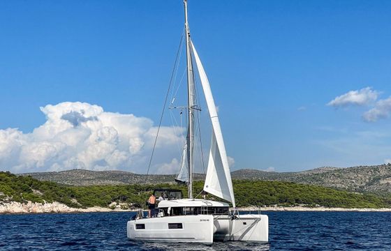 Lagoon 40