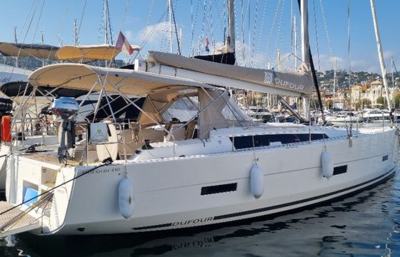 Dufour 430