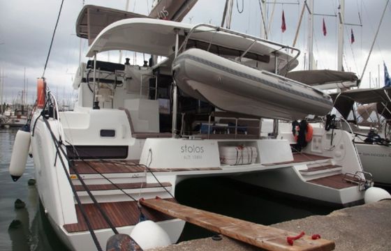Lagoon 42