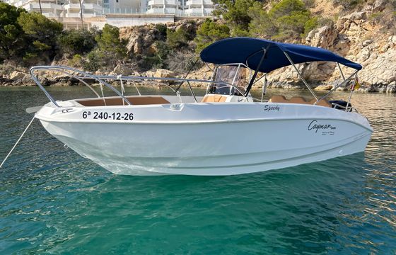 Motor yacht Caymam 585
