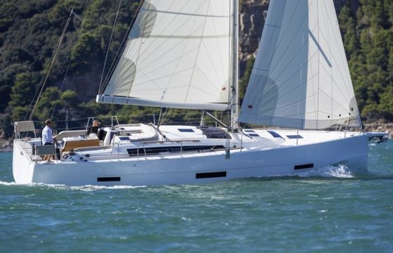 Dufour 430