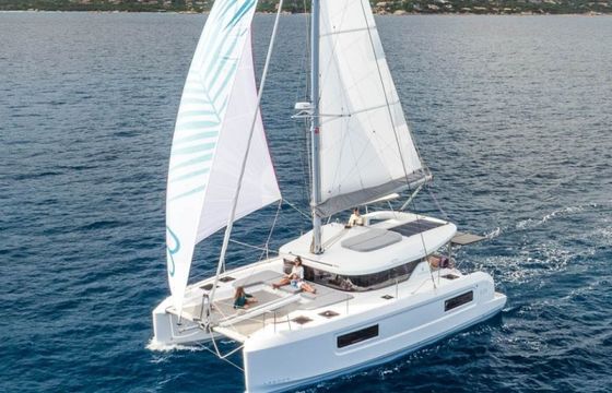 Lagoon 38