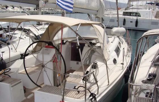 Hanse 325