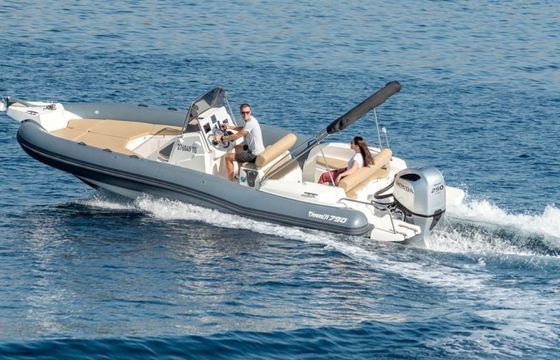 Marlin Boat Dynamic 790 pro