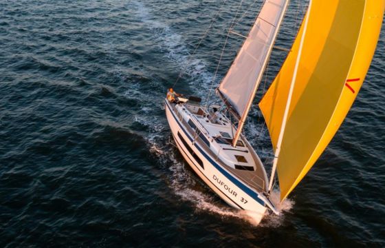 Dufour 37