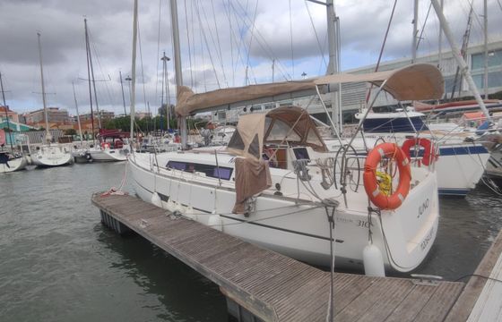 Dufour 310 Grand Large