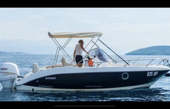Sessa Marine Key Largo 20