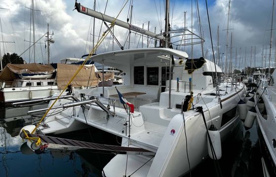 Lagoon 40