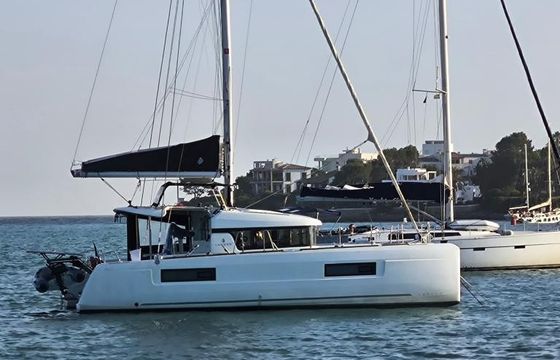 Lagoon 40