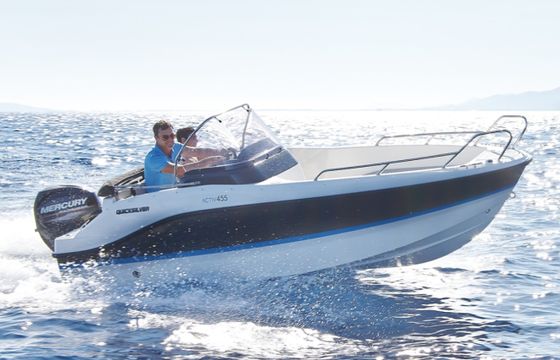 Quicksilver Activ 455 Open