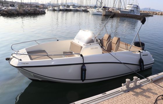 Quicksilver Activ 555 Open