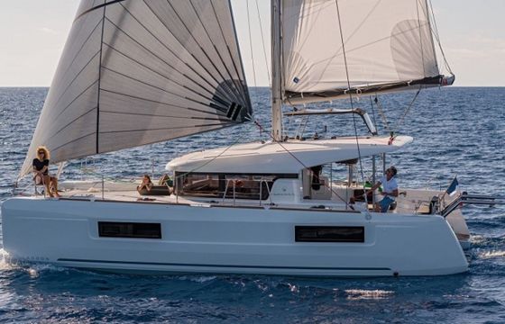 Lagoon 40