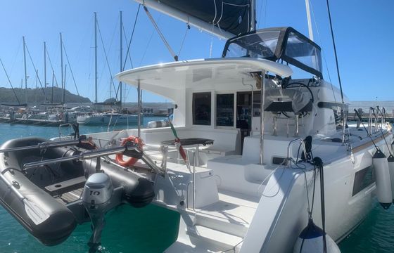 Lagoon 40