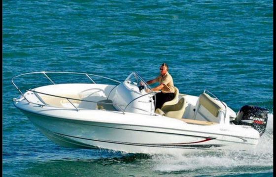 Bénéteau Flyer 650 Open