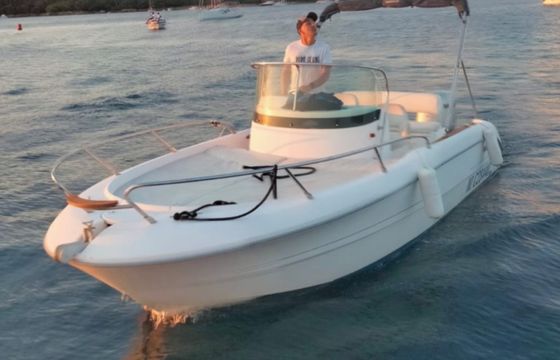 Sessa Marine Key Largo 20