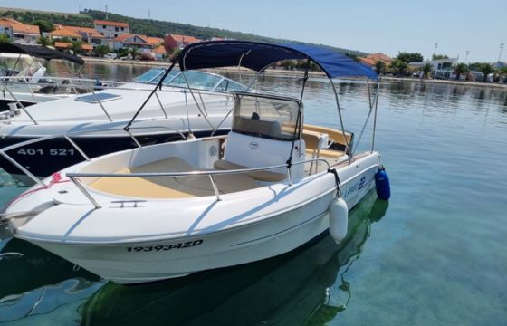 Sessa Marine Key Largo 22