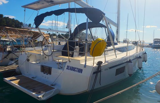 Bavaria C42