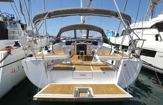 Hanse 418