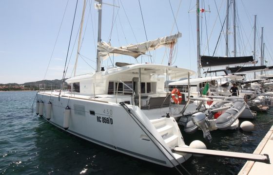 Lagoon 450 F