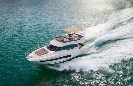 Prestige Yachts 460