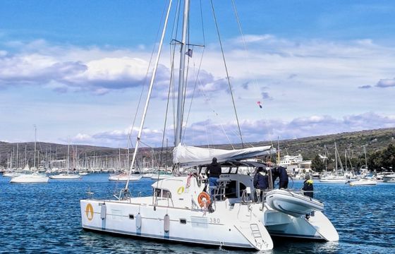 Lagoon 380