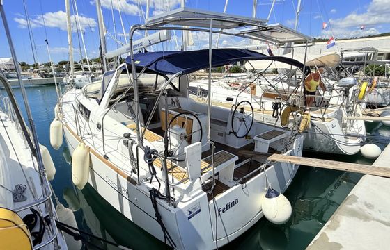 Bénéteau Oceanis 38