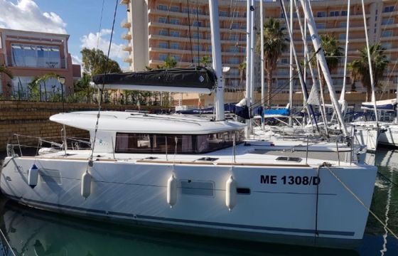 Lagoon 400 S2