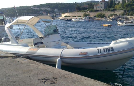 Bat Artik 745