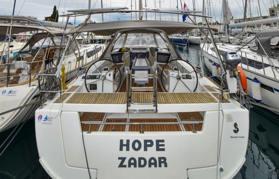 Bénéteau Oceanis 41