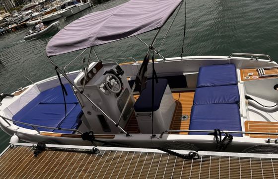 Mega Mar 650 OPEN