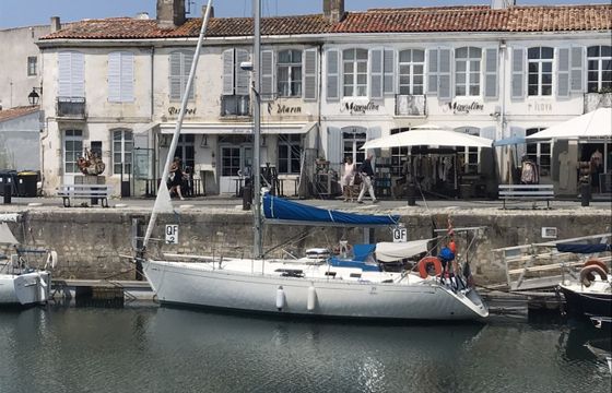 Dufour 35 Classic