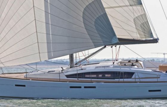 2 Sun Odyssey 44i