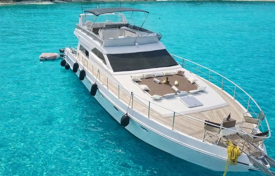 Ferretti Yachts 58