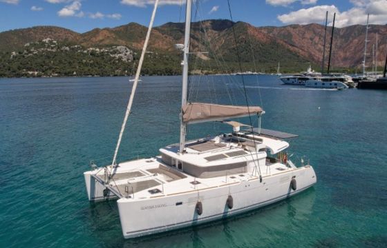 Lagoon 450