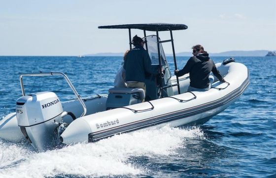 7 BOMBARD EXPLORER 600 NEO