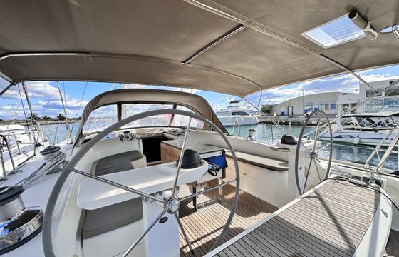 Bavaria Cruiser 55
