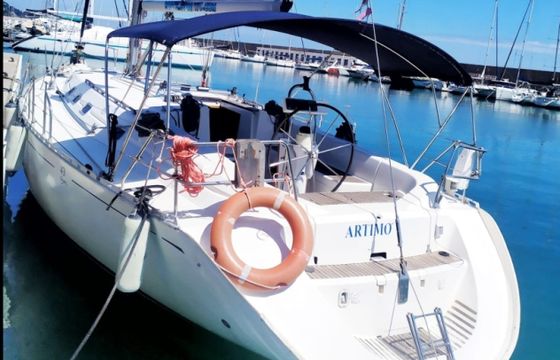 Dufour 43 Classic