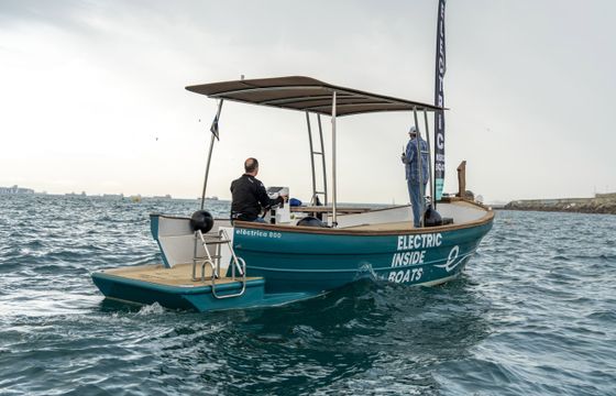 Electric Inside Boats 800