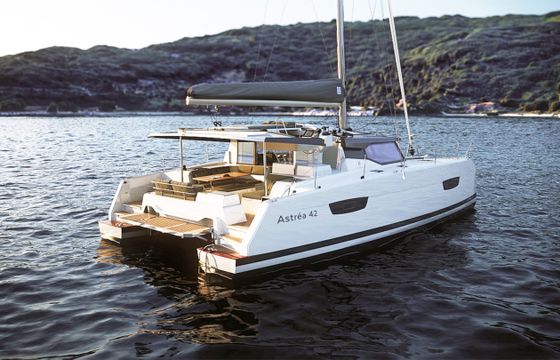 Fountaine Pajot Astrea 42
