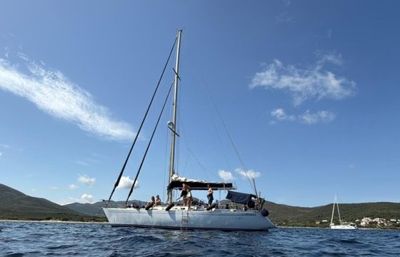 CANADOS 44