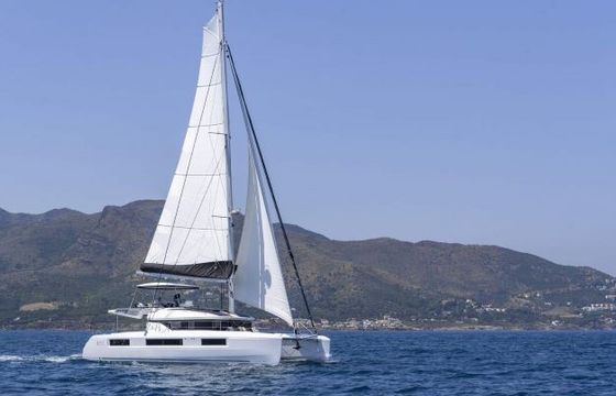 Lagoon 51