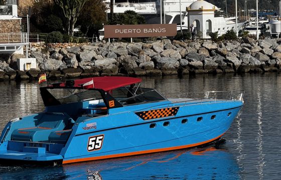 Ferretti Altura 47